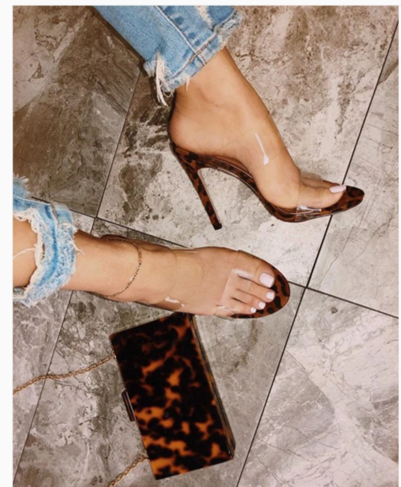 Пикантные прозрачные женские тапочки из ПВХ с леопардовым принтом; летние модные вечерние туфли на высоком каблуке; женские Вечерние Сандалии-гладиаторы