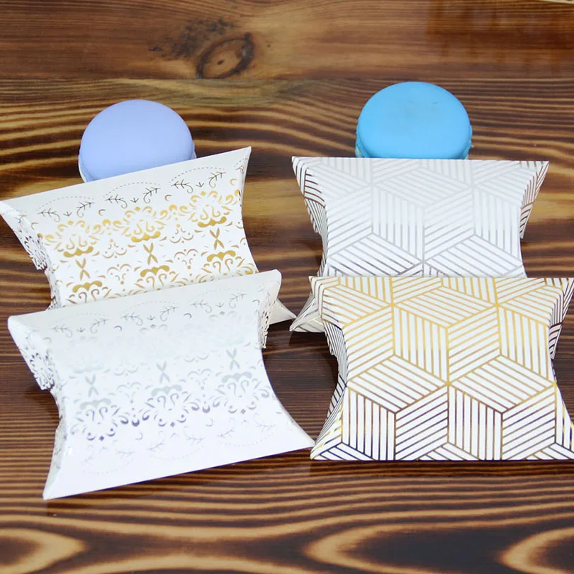 

Bronzing Pattern Pillow Box Mini Candy Box Wedding Dragee Pillow Box Packaging For Guest Event & Party
