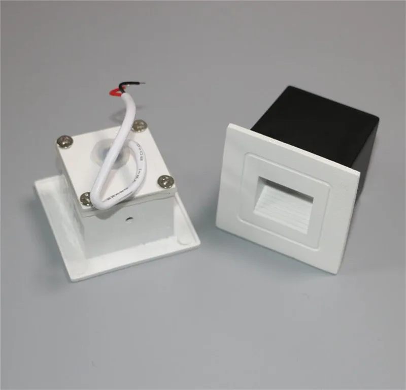 wall lamp (17)