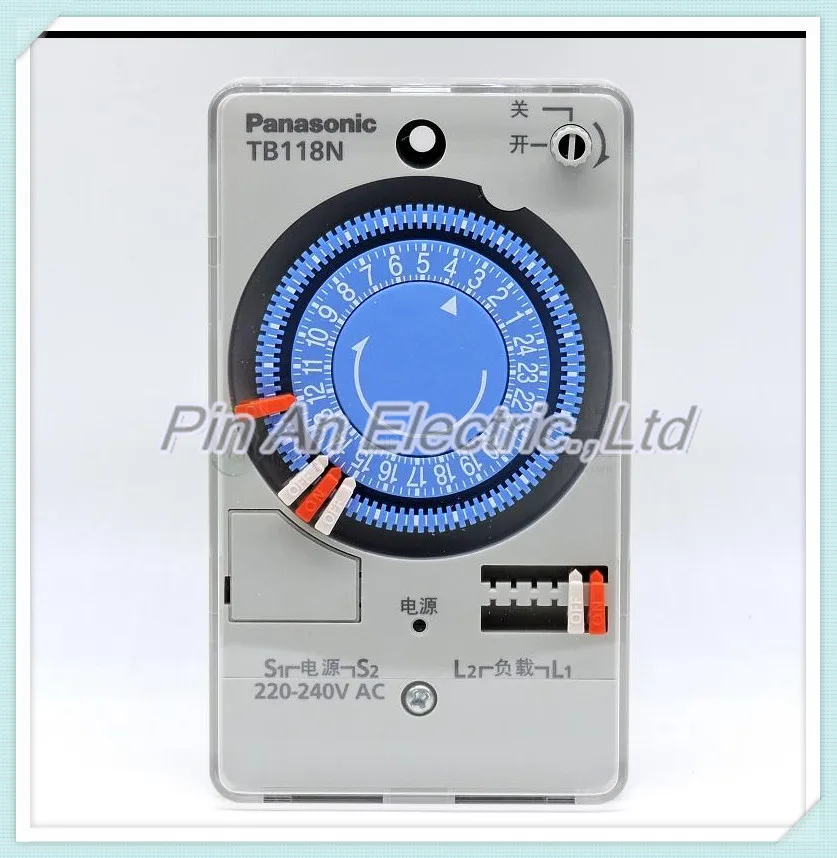 The timer TB118 time controller mechanical switch on the clockin