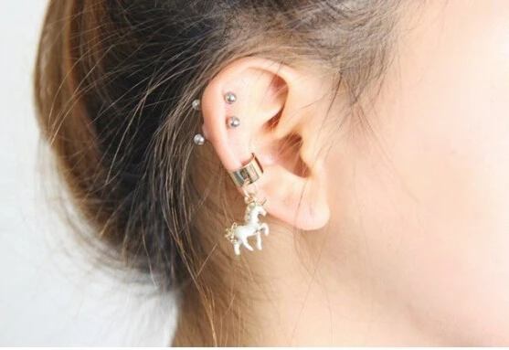 

Timlee E033 Free shipping Grace Fashion Punk Style The Unicorn Pegasus Horse Alloy Clip Earring Ear Cuff Wholesale