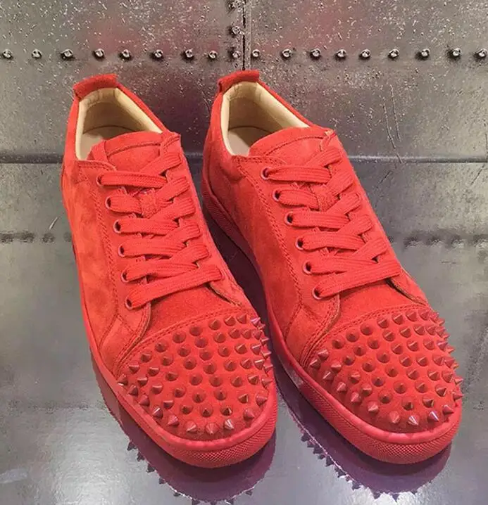 Шикарная замшевая обувь мужская повседневная обувь на плоской подошве с круглым носком и заклепками - Цвет: red suede