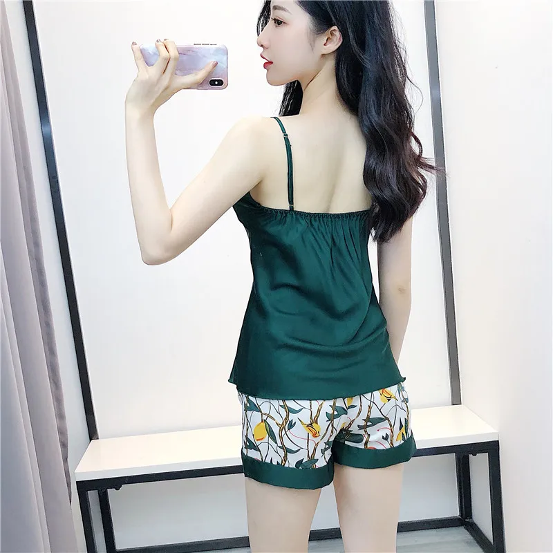 10400478805_1412111203