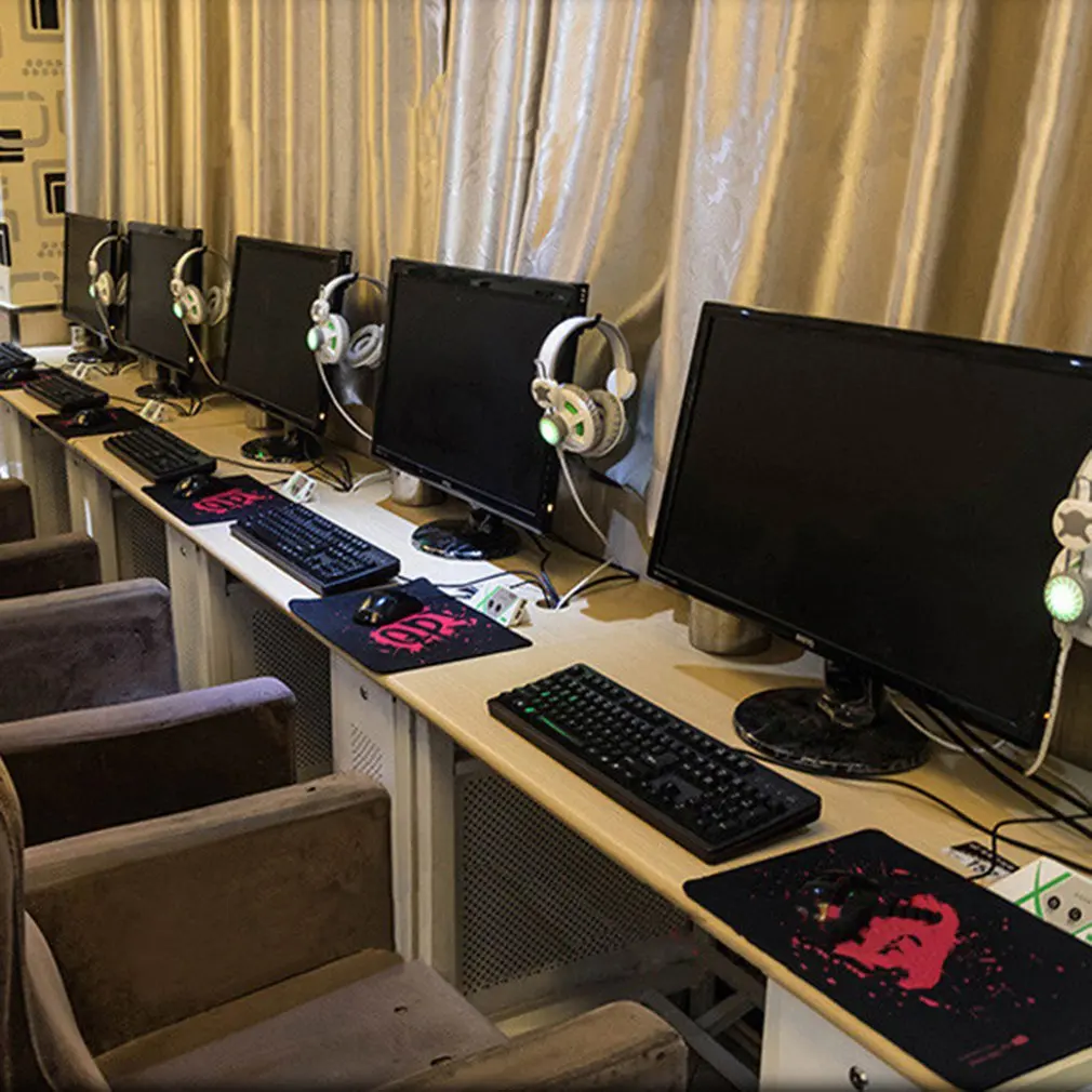 Headphone Hook Up Headset Hanger Wall Hook Portable Size Headphones Stand Universal PC Monitor Earphone Stand Rack Holder Rack