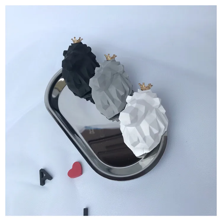 Saída de ar Carro Automático Ambientador Perfume Clipes Fragrância Cerâmica Coroa Leão Ventilação Fresco Masculino Feminino 13 Cheap Purificador de ar