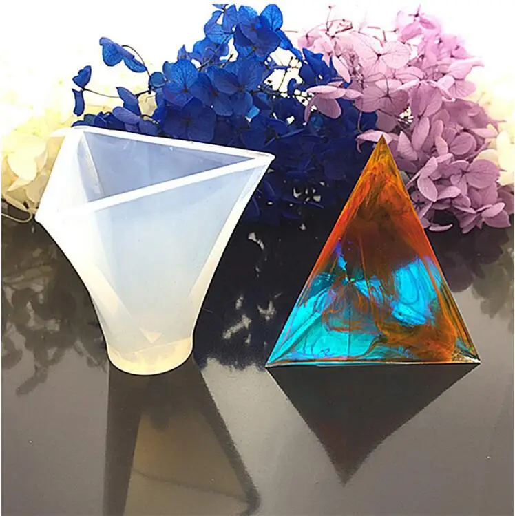 

Triangle Cone Pyramid Geometry Silicone Resin DIY Mold Jewelry White Making Craft Handmade 20mm30mm40mm50mm60mm 1pc