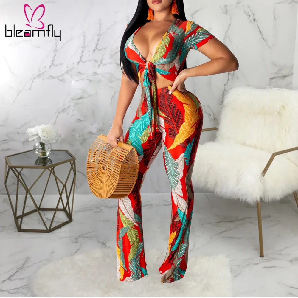 

Woman Two Piece Outfit Set Floral Print Boho Sexy Suits Deep V-neck Short Sleeve Tie Up Crop Top Flare Pants Beach Matching Set