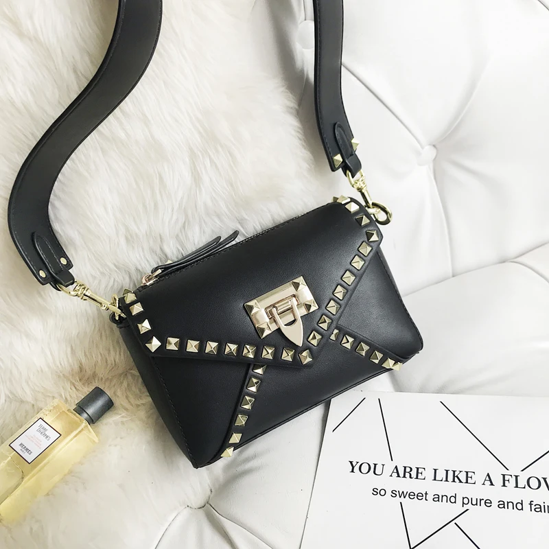 

4 Color Rivet Diamond Lattice Shoulder Messenger Bags High Quality Sheepskin Handbags Women Genuine Leather Handbags Sac A Main