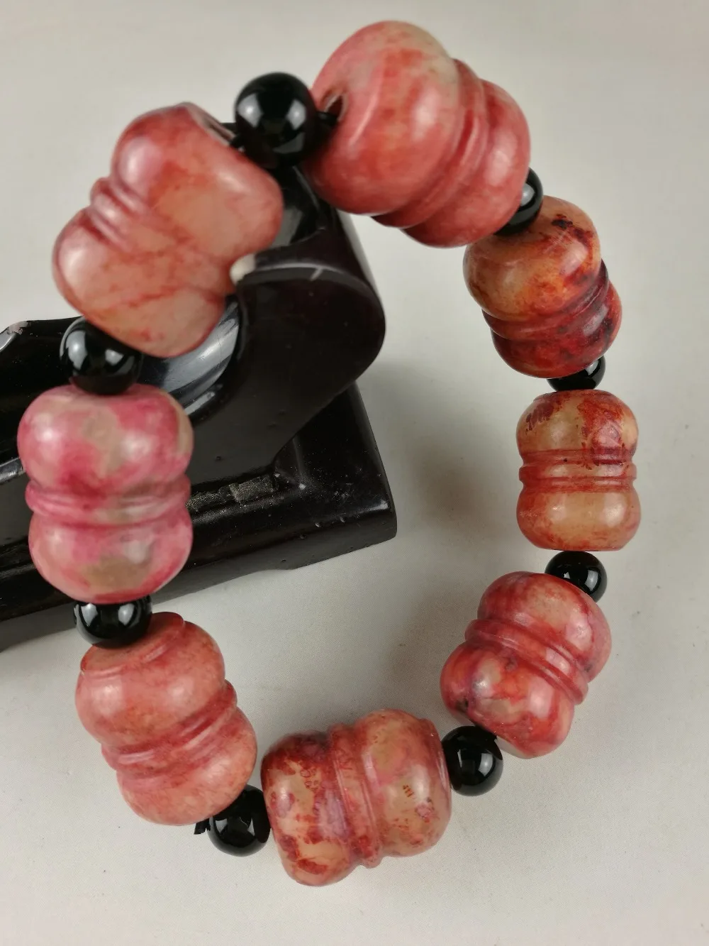 Chinese natural Jade bracelet elastic force bracelet-in Statues