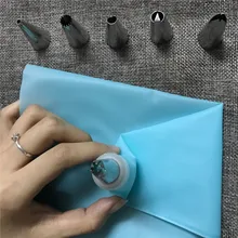 8 PCS/Set Silicone Kitchen Accessories Icing Piping Cream Pastry Bag + 6 Stainless Steel Nozzle Set DIY Cake Decorating Tips Set
