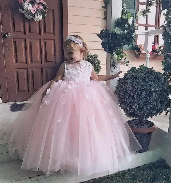 

New Sweet Pink Flower Girl Dresses for Wedding with 3D Appliques Lace Baby Girl Birthday Party Dress Ball Gown