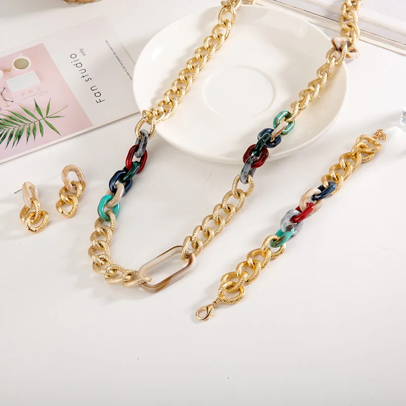 

3-piece set (necklace + bra ladies necklace fashion necklace retro multi-layer snake chain long necklace and pendant jewelry
