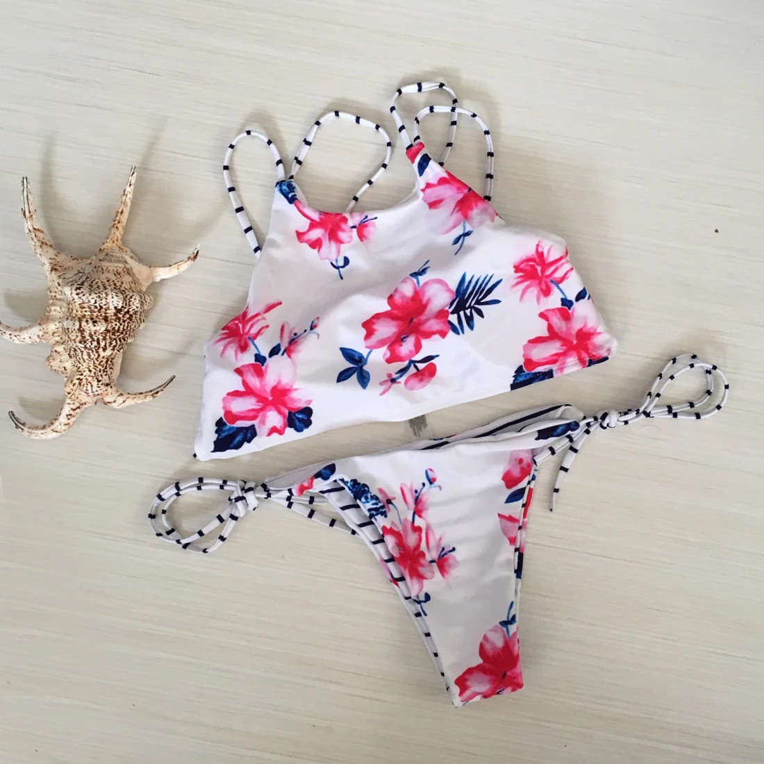 

Women Print Floral Bikini Set Halter crop top hang High neck Bikinis set push up Swimwear Women Swimsuit beach bathing suit
