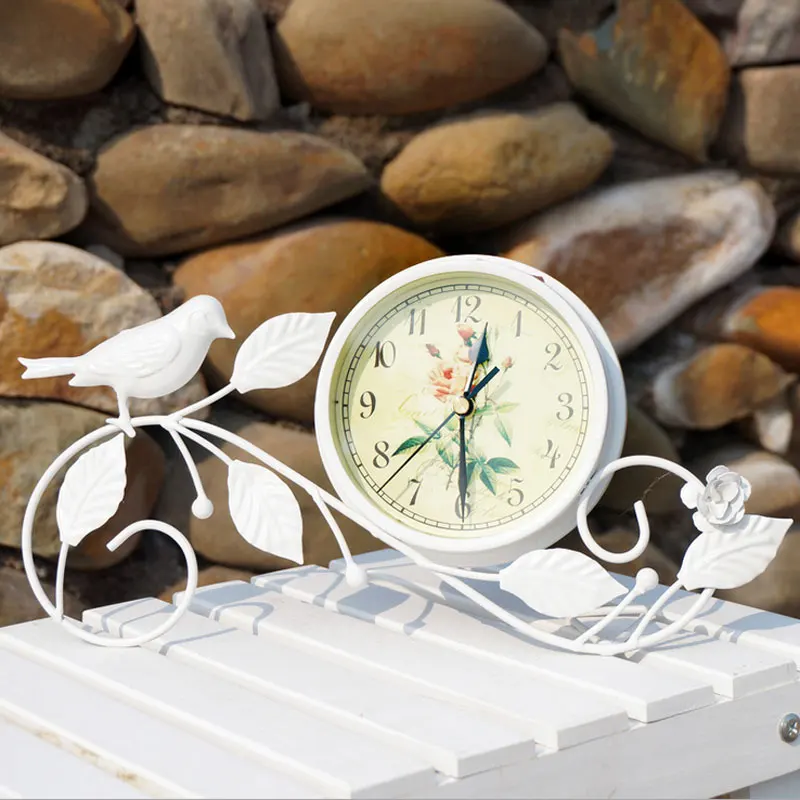 Vintage Iron Art Bird desk Clock Rural silent metal Table Clock Home Decorationin Desk & Table