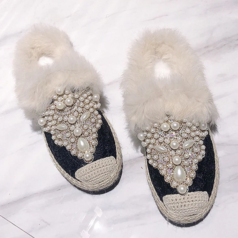 

Brand 2019 New Spring Luxury Slippers Pearl Fur Mules Shoes Woman High Quality Fashion Winter Flats Women Shoes Female Mules