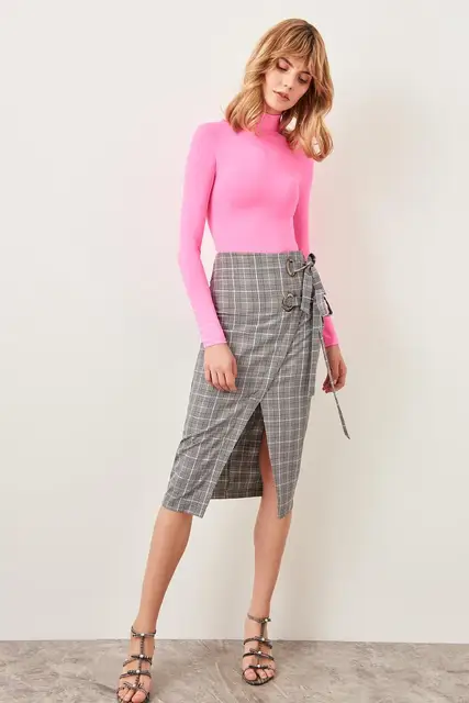 Trendyol-Black-breasted-plaid-skirt-TCLSS19LJ0065.jpg_640x640.jpg