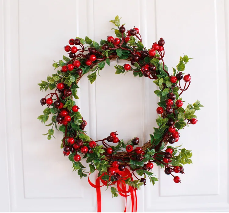 Flone Artificial Berry Wreath Christmas Wreath Simulation Wreath Garland For Christmas Home Door Hanging Decoration Wreath (1)