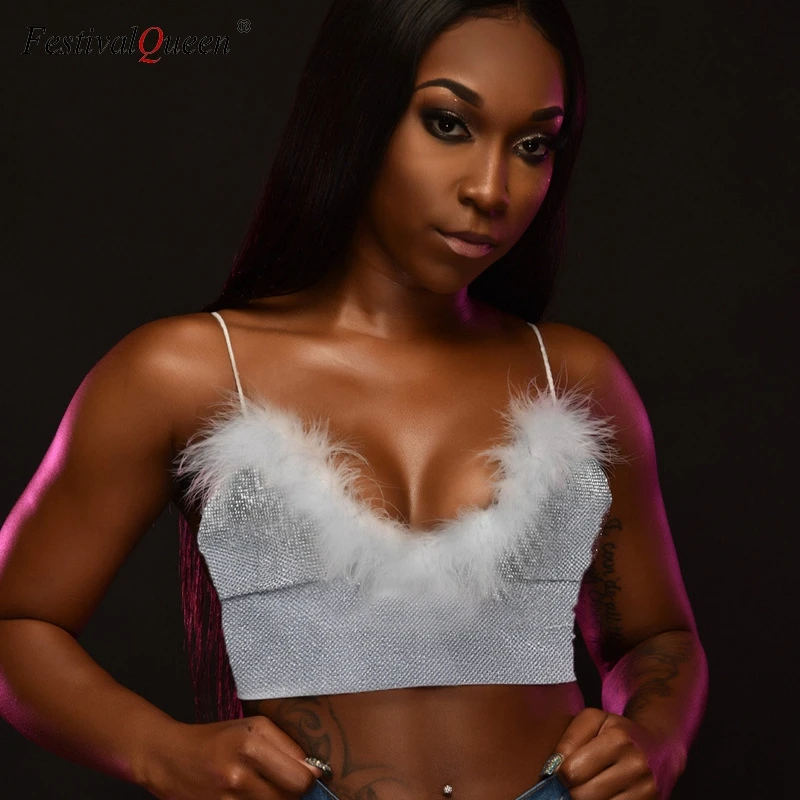 

Glitter Silver Silk White Feather Fluffy Crop Tops Sexy Deep V Neck Halter Tank Top Fashion Backless Elastic Vest Party Clubwear