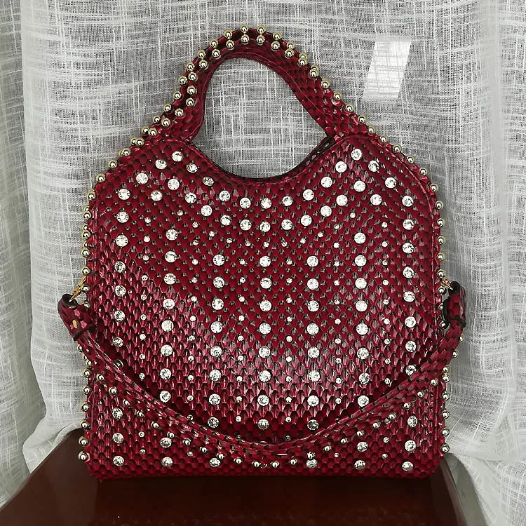 BJYL новая Алмазная женская сумка из лакированной кожи, украшенная бисером, модная сумка на плечо, стразы, женская сумка-мессенджер большой емкости - Цвет: 1