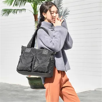 

HOT Women Tote Bag Space Cotton Handbags Lady Winter Autumn Casual Crossbody Bags Down Feather Bale Top-handle Bag Bolsas Femme