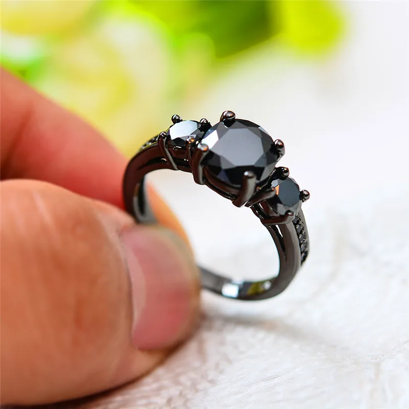 

Vintage Male Female Three Black Stone Ring Luxury Men Women Engagement Ring Punk Unique Style Wedding Rings