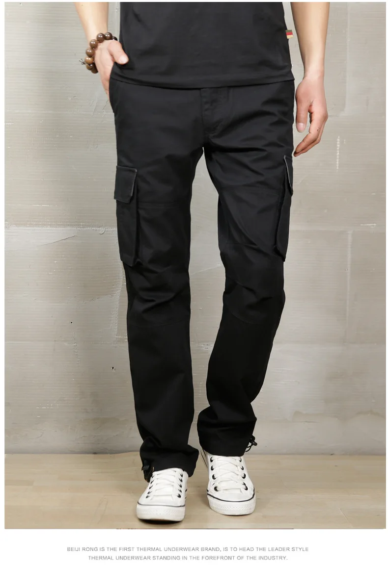 7598978158_288076703