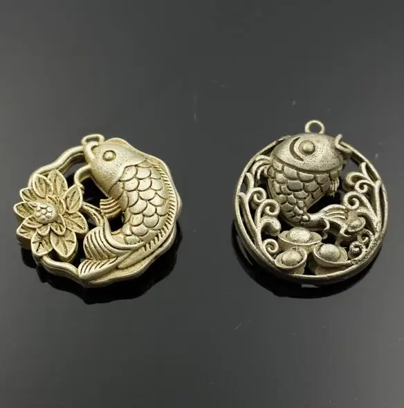 

Chinese Brass Hollow-out Double-sided Carving Lotus Carp Fish Car Key Buckle Pendant Yuanbao Wealth Success Pendant Statue