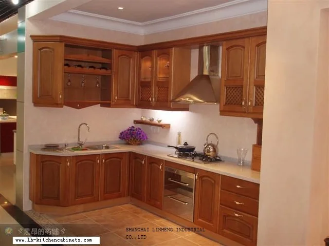 Best Quality European style kitchen cabinet solid wood (LH-SW025)