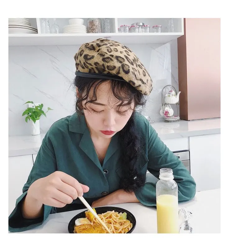 beret hats for women Beret Leopard Autumn Winter beret women        berets caps for women (7)