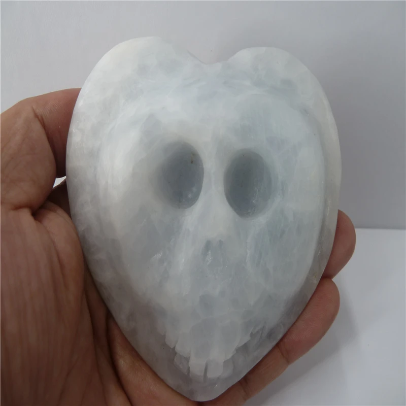 

NATURAL CELESTITE QUARTZ CRYSTAL skull T783