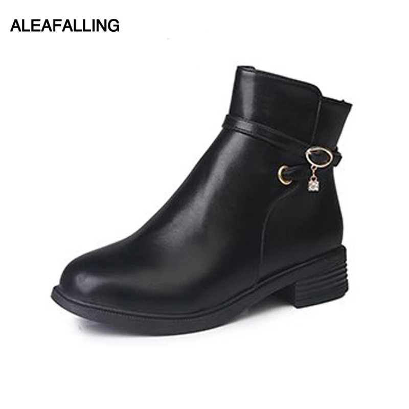 

Aleafalling Women Shoes Warm Snow Boots Zip Botas Female Women Ankle Snow Boots Buckle Short Push Warm Lady Shoes WBT311