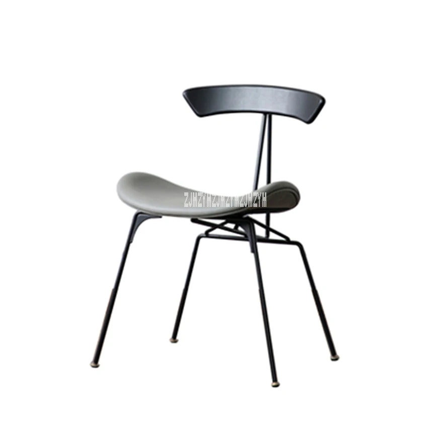 Обеденное кресло в индустриальном стиле с железными ножками, винтажное легкое кресло, простое кожаное повседневное кресло для переговоров - Цвет: B