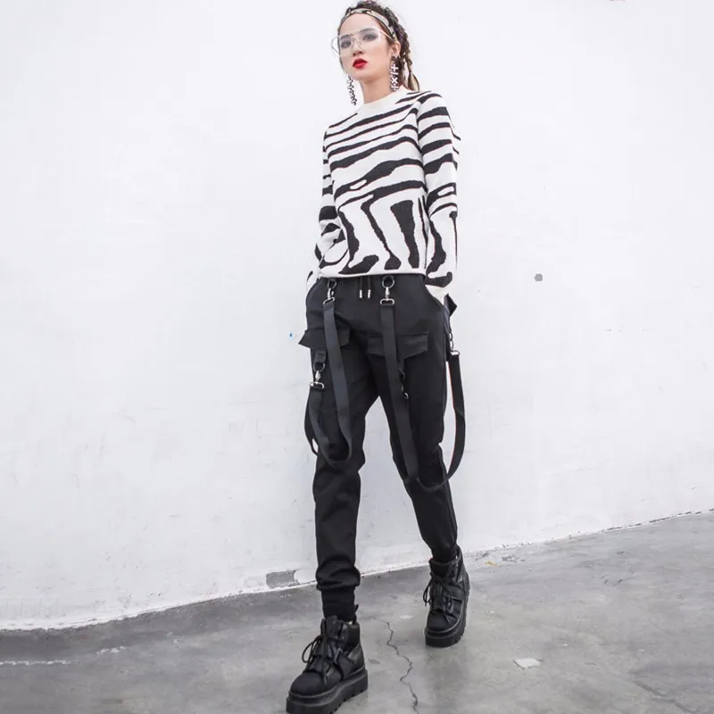 TWOTWINSTYLE-Ribbon-Trouser-For-Women-Patchwork-Pocket-Lace-Up-Lantern-Pants-Female-2018-Spring-Harajuku-Large (2)
