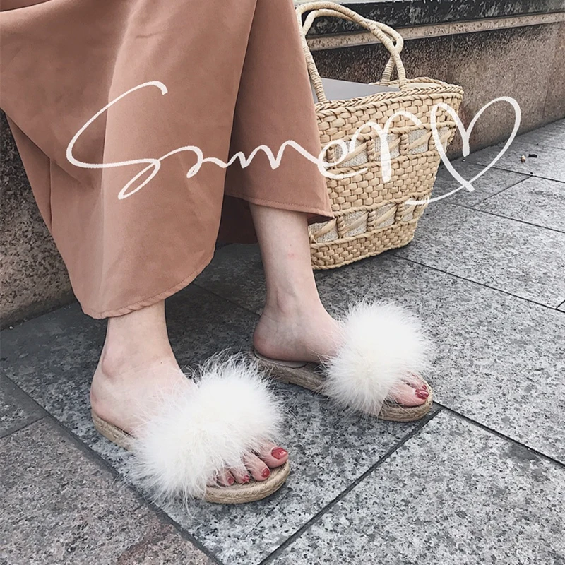 

Ostrich fur woman summer shoes fluffy feather open toe slippers fisherman slides soft heel cozy flipflops girls fur sandals new