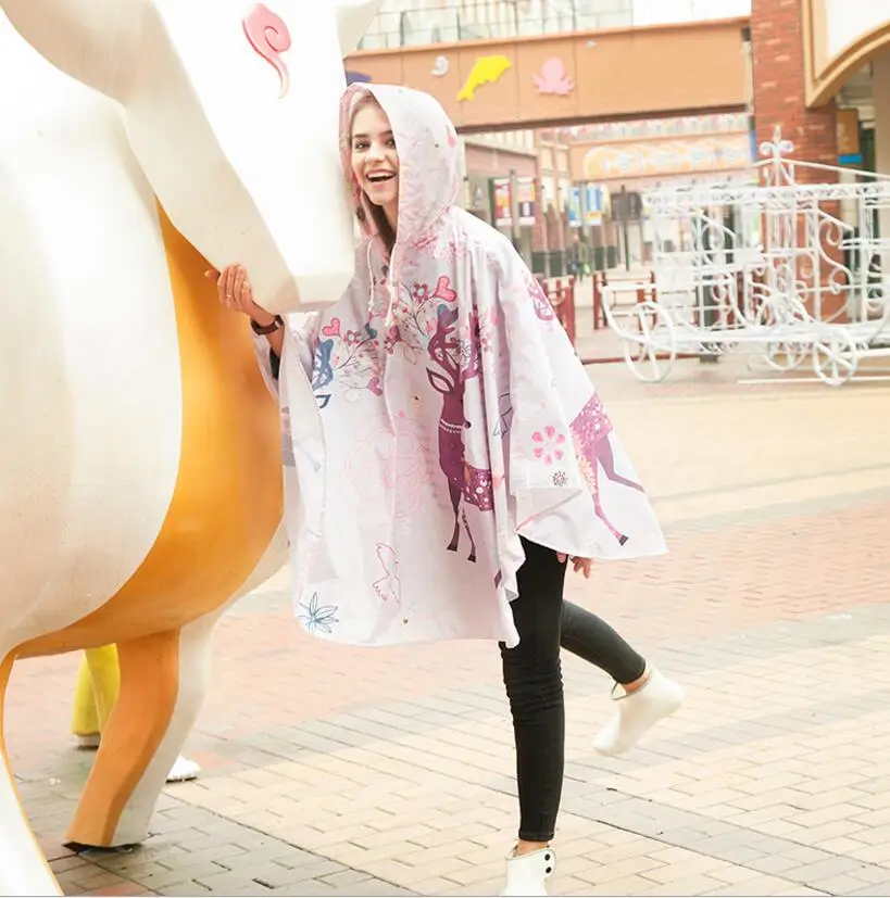 

Polyester Women Rain Pocho Waterproof Cartoon Rain Coat Fashion Cartoon Ladies Motocycle Raincape Regenjas Voor Dames