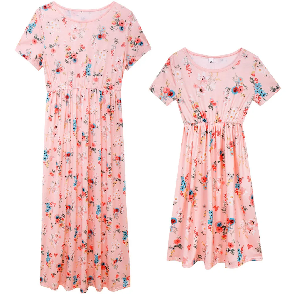 

NASHAKAITE Mother and Daughter Clothes Summer Simple Print Short Sleeve Long Dress Mom and Daughter Dress Matching Family Outfit