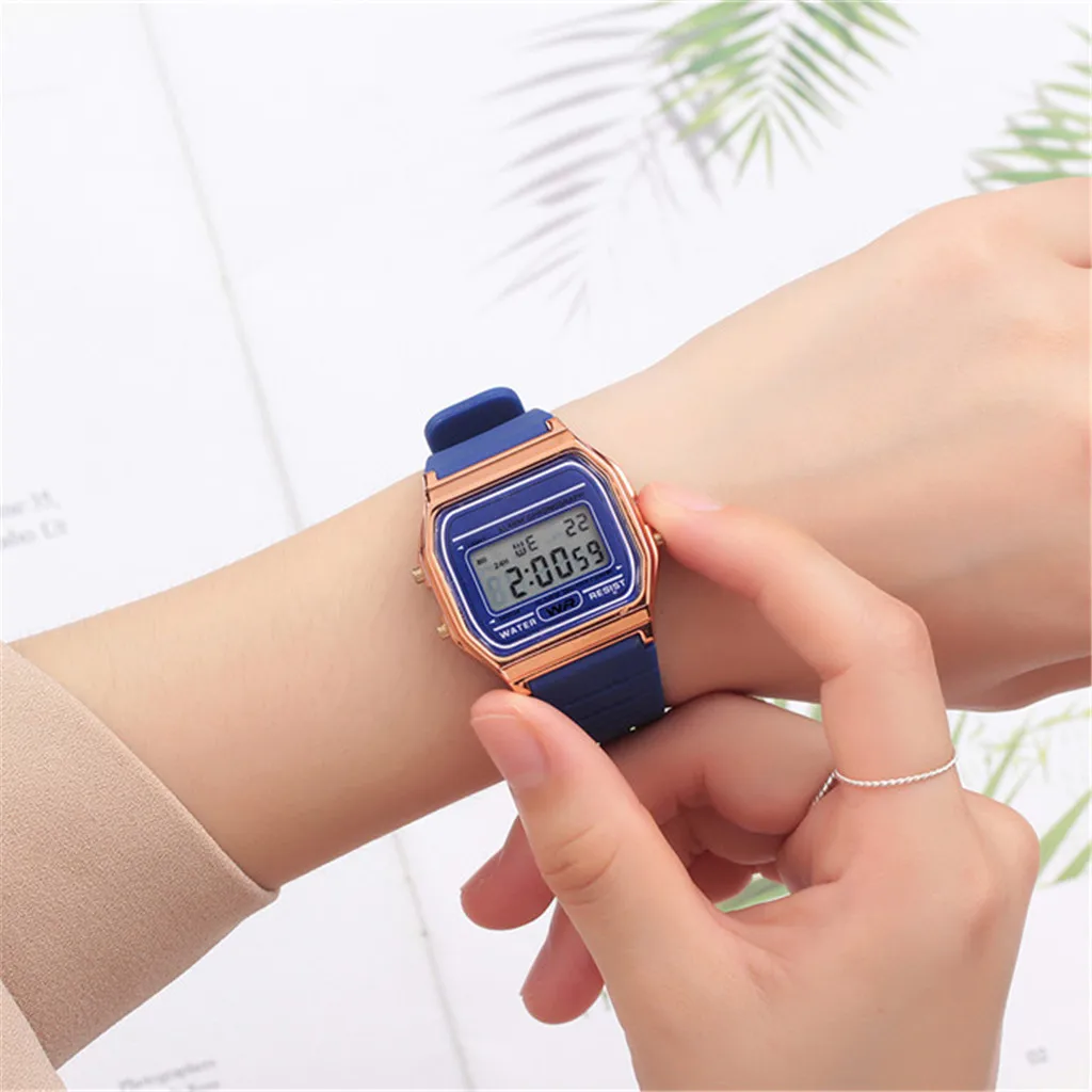 New Fashion gold silver Silicone Couple Watch digital watch square military men women dress sports watches watch A4 - Цвет: Blue