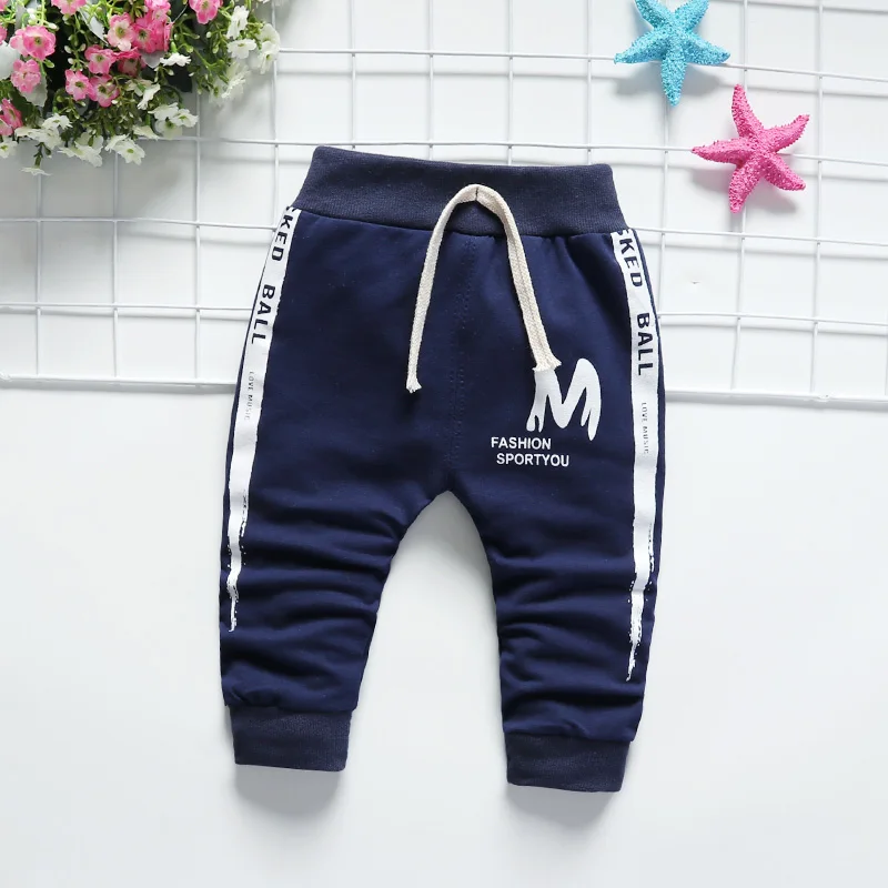 Розничная, новая весенняя детская одежда для новорожденных, штаны-шаровары с буквенным принтом «М» для маленьких мальчиков и девочек, легинсы, маленькие хлопковые брюки