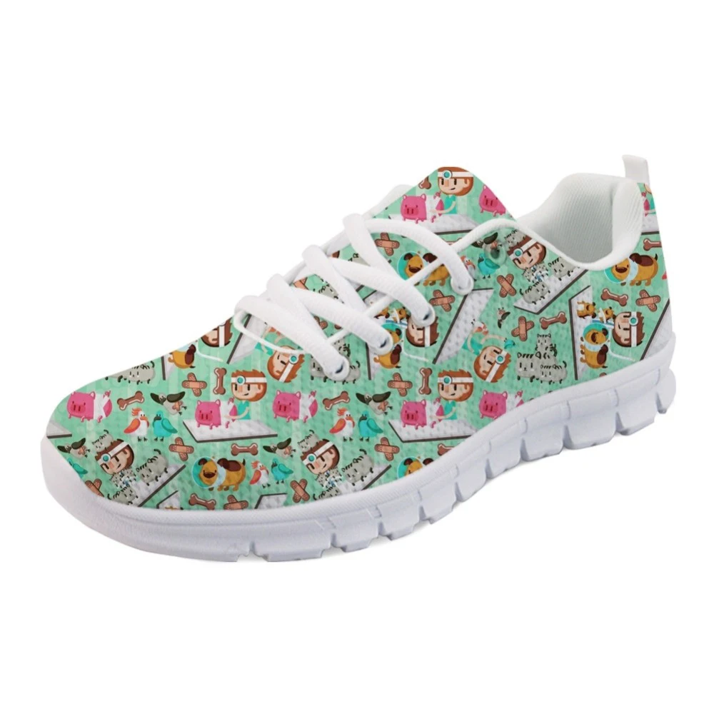 

NOISYDESIGNS Cartoon heren flat Shoes Fashion BUSY VET Nurse Pattern Walking Casual men Sneaker Chaussures Femme Shoes man