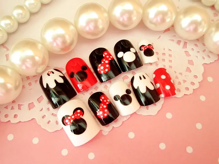 Новое поступление, 24 шт., накладные ногти с изображением Микки Мауса, короткие, черно-белые, Мультяшные накладные ногти с дизайном в коробке, подарок на Рождество