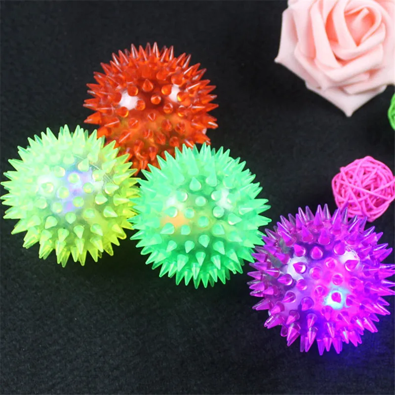 Sale 1PC Random Color Flashing Light High Bouncing Pet Hedgehog Ball