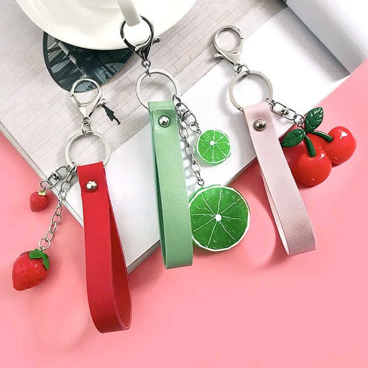 

High Quality 2019 New Summer Fruit Key Chain Apple Watermelon Pitaya Pineapple Kiwifruit Key rings Key Food Holder Fresh Fruit