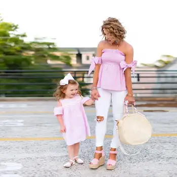 

Family Dress Mother and Daughter Matching Women T Shirts Girls Dresses Summer Striped Dress Mom Kid Outfits Off Shoulder Clothes