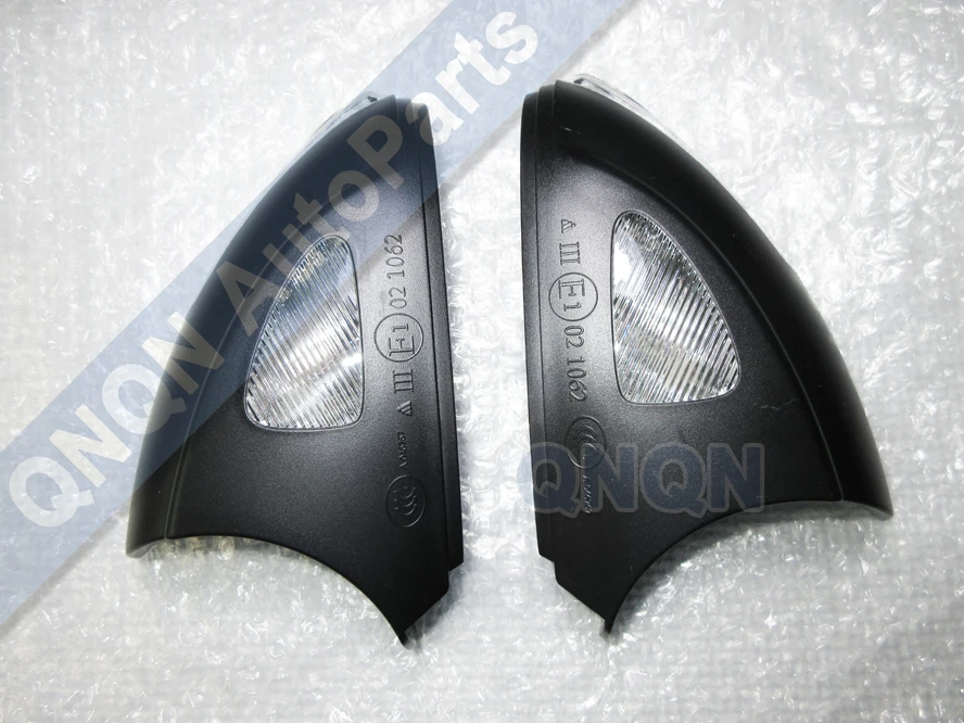 

Genuine QNQN Front Side Mirror Light Turn Signal Light Guidelight for Skoda Yeti