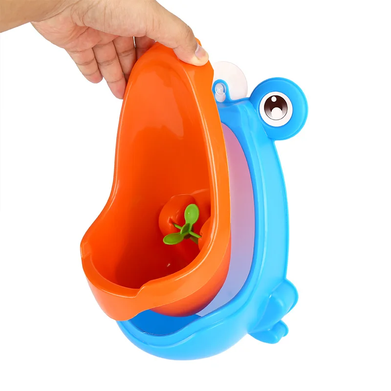 Cute-Animal-Boy-s-Portable-Potty-Urinal-Standing-Toilet-Penico-Frog-Shape-Vertical-Wall-Mounted-Pee (2)