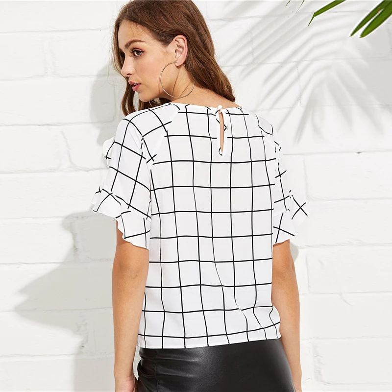15259475771362364515  - HTB1yDvia HuK1RkSndVq6xVwpXaO - SHEIN Xadrez Preto e Branco Pescoço Buraco Da Fechadura Plissado Sobreposição Grade Manga Top Casual Manga Curta Mulheres Verão 2019 Blusas Elegantes