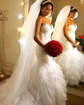 

Fashion Mermaid Prom Gown Sweetheart Beads Tiered Ruffles Sheer Back Appliques White Wedding Party Dress