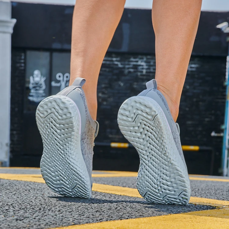 WOMEN SNEAKERS (50)