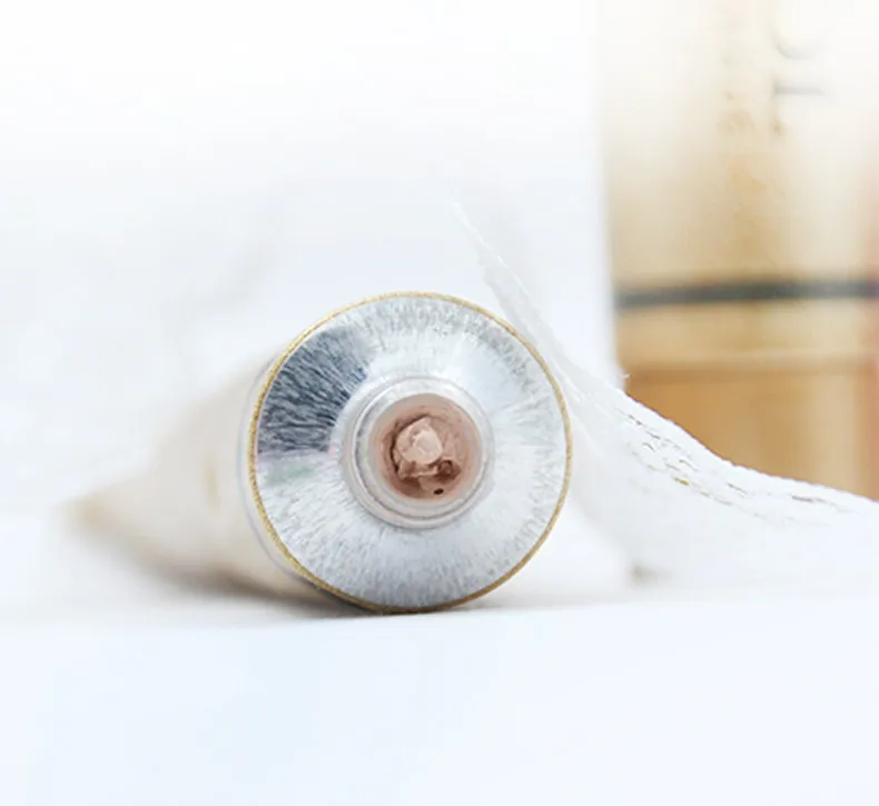 dermacol-base-cover-pc_04