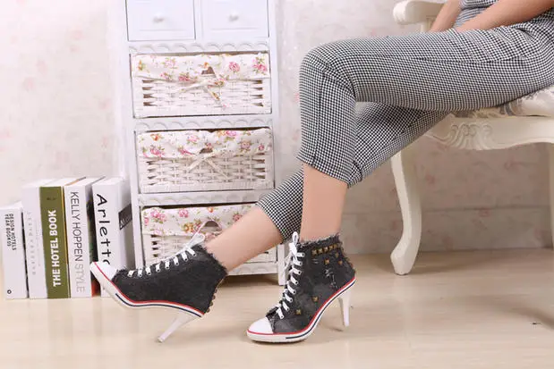 Женская джинсовая парусиновая обувь с заклепками на высоком каблуке модная обувь теннисные туфли с кружевами, женские низкие ботинки большой размер 40, Прямая поставка, C369